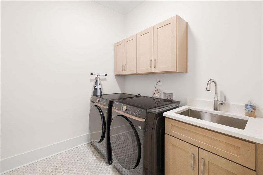 Furnished interior view inside a new home in , Dawsonville (Image 35).