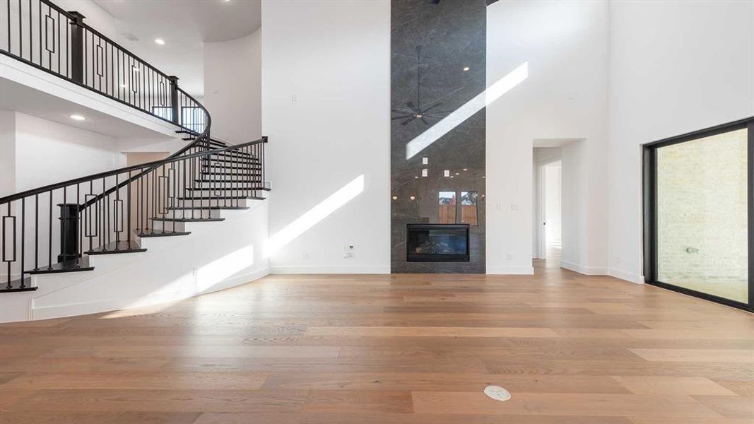 Spacious, unfurnished interior of a new home in Fields 60', Frisco (Image 16). Spacious, unfurnished interior of a new home in Fields 60', Frisco (Image 16).