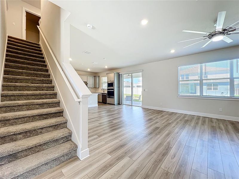 Spacious, unfurnished interior of a new home in Amelia Groves, St. Cloud (Image 24).