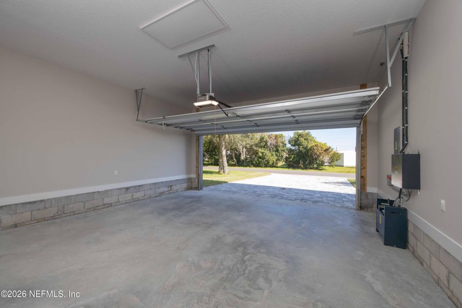 Spacious, unfurnished interior of a new home in , St. Augustine (Image 77).