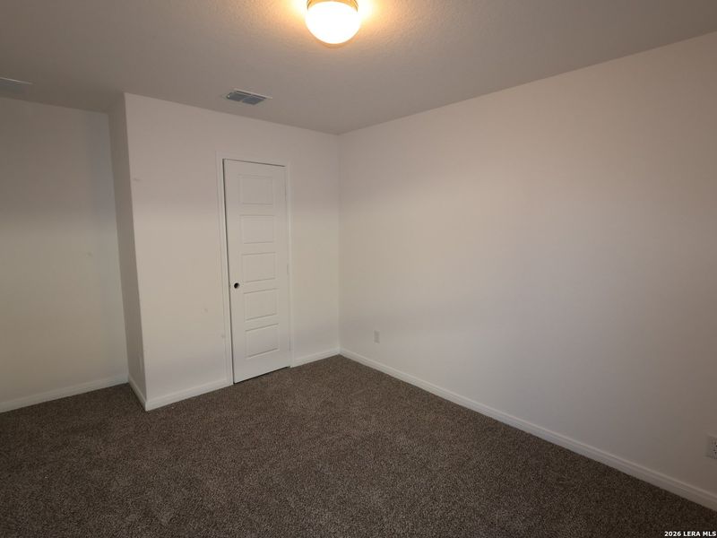Spacious, unfurnished interior of a new home in Greenspoint Heights, Seguin (Image 16).
