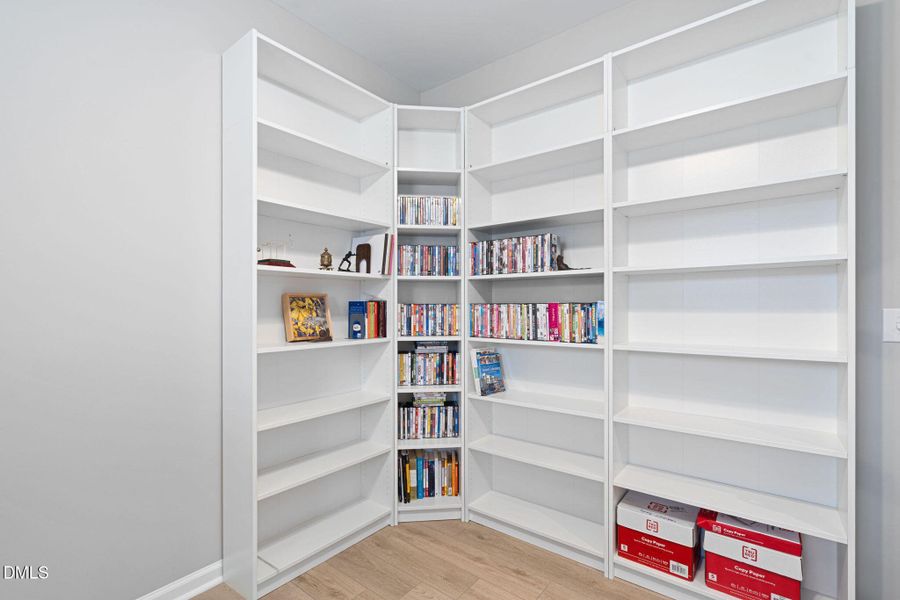 Office/Flex Space Office/Flex Space