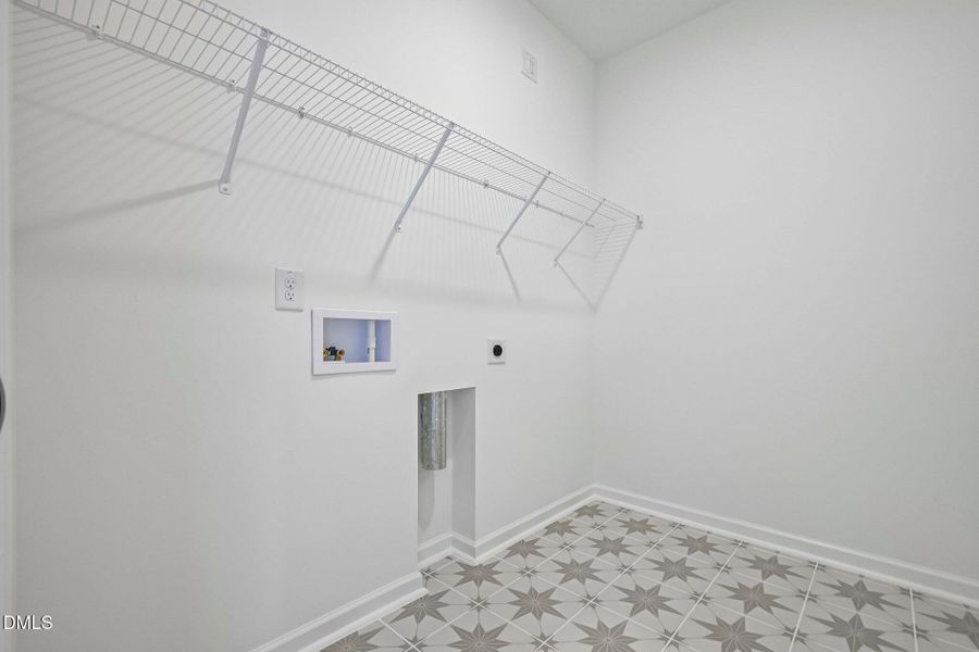 43-web-or-mls-Fetching Pl-S2804-043