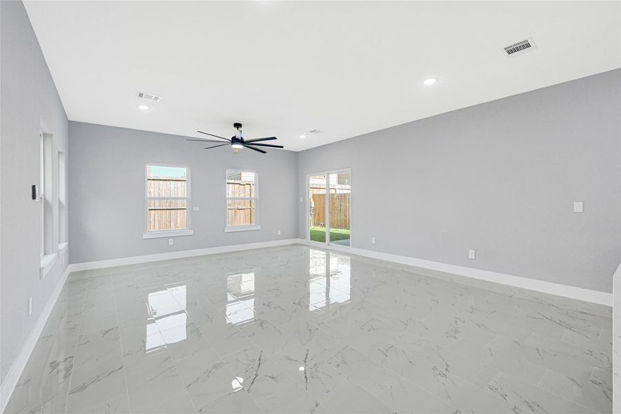 9 feet ceiling first and second floor 9 feet ceiling first and second floor