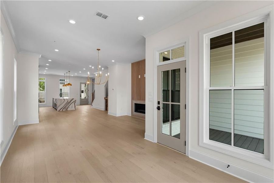 Spacious, unfurnished interior of a new home in Park Walke, Alpharetta (Image 22). Spacious, unfurnished interior of a new home in Park Walke, Alpharetta (Image 22).