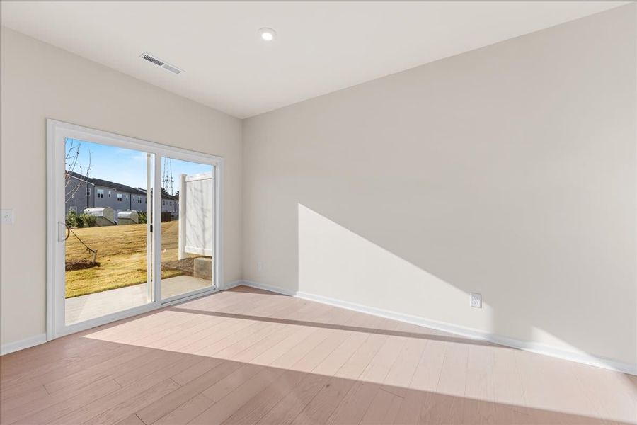 Spacious, unfurnished interior of a new home in Fifteen 15 Cannon, Charlotte (Image 40).