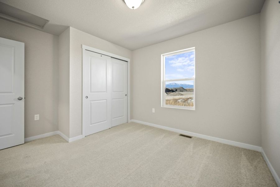 Representative unfurnished interior of a home built from the Palmer by View Homes in Aspen Meadows – Townhomes, Colorado Springs (Image 24).
