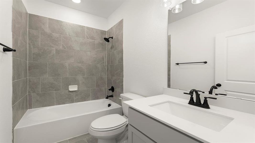 04. 9317 Derry - 2ND Bath