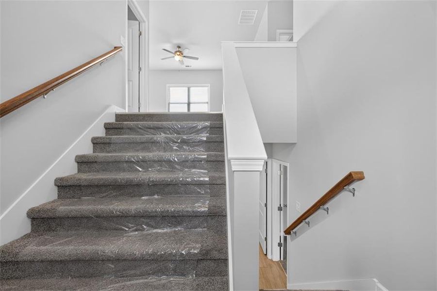 Spacious, unfurnished interior of a new home in , Eastanollee (Image 21).