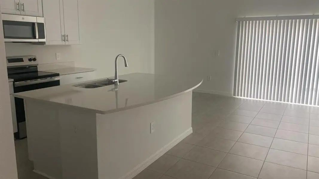 Image 8 of a home in .