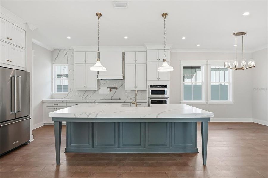 Furnished interior view inside a new home in , St. Petersburg (Image 6).