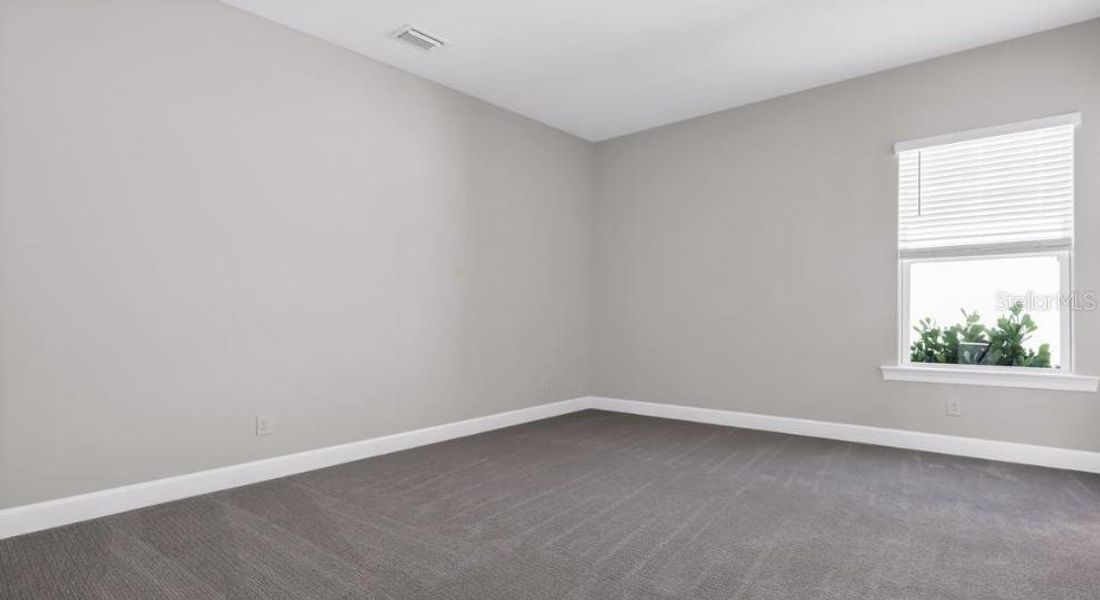 Spacious, unfurnished interior of a new home in Esplanade at Starling, Punta Gorda (Image 14). Spacious, unfurnished interior of a new home in Esplanade at Starling, Punta Gorda (Image 14).