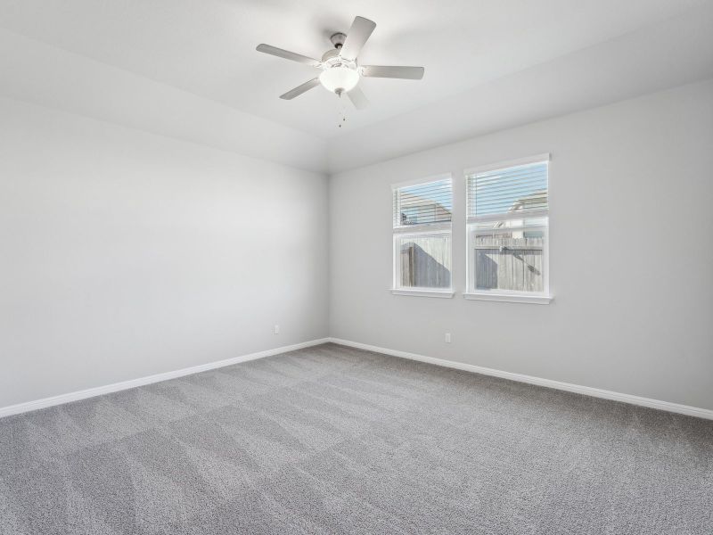 Spacious, unfurnished interior of a new home in Big Sky Ranch - Executive Collection, Dripping Springs (Image 12).