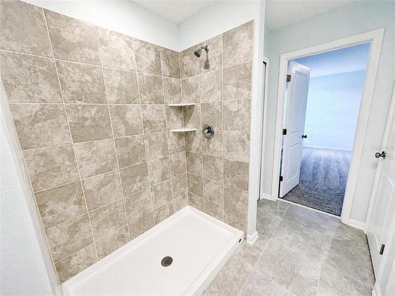 Furnished interior view inside a new home in , Kissimmee (Image 11).