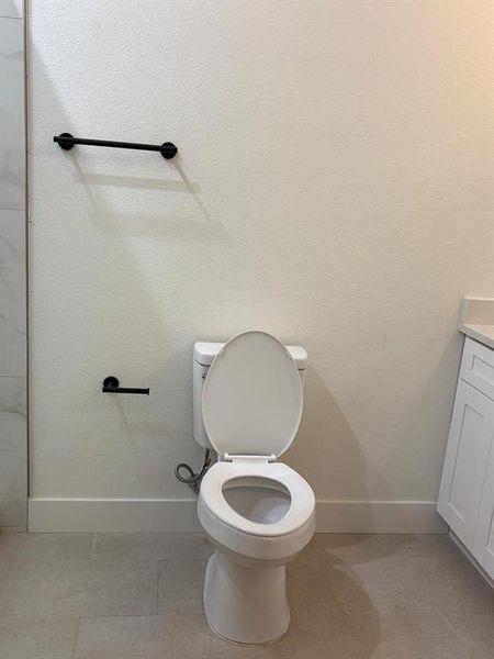 Furnished interior view inside a new home in , Granbury (Image 10).