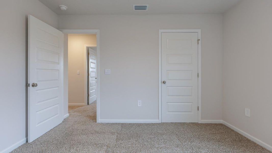 Representative unfurnished interior of a home built from the Plan by D.R. Horton in Greystone, Crawfordville (Image 28). Representative unfurnished interior of a home built from the Plan by D.R. Horton in Greystone, Crawfordville (Image 28).