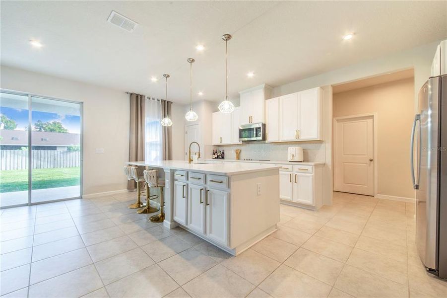 Furnished interior view inside a new home in , Winter Haven (Image 12).