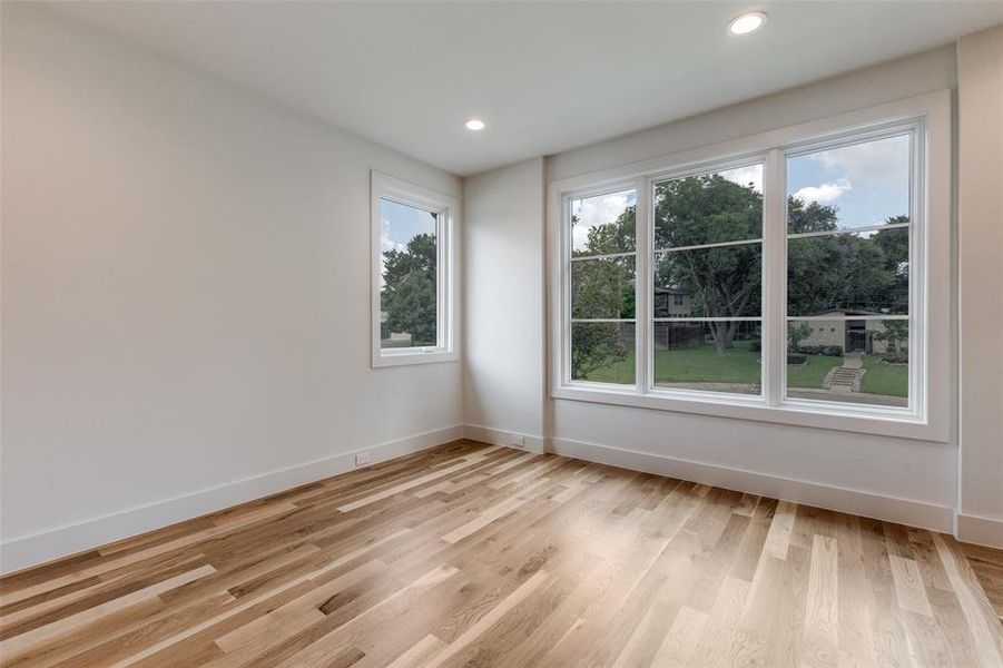 Spacious, unfurnished interior of a new home in , Dallas (Image 19).