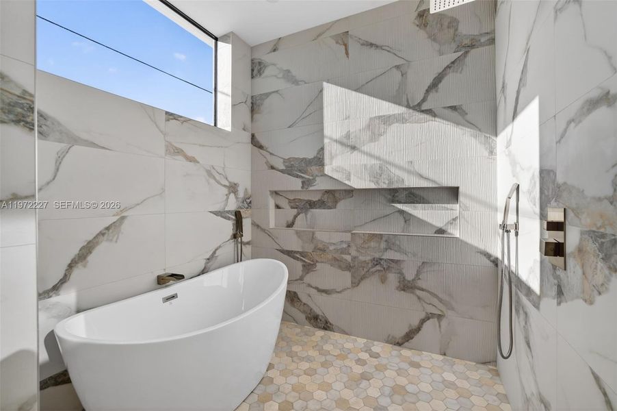 Furnished interior view inside a new home in , Fort Lauderdale (Image 5).