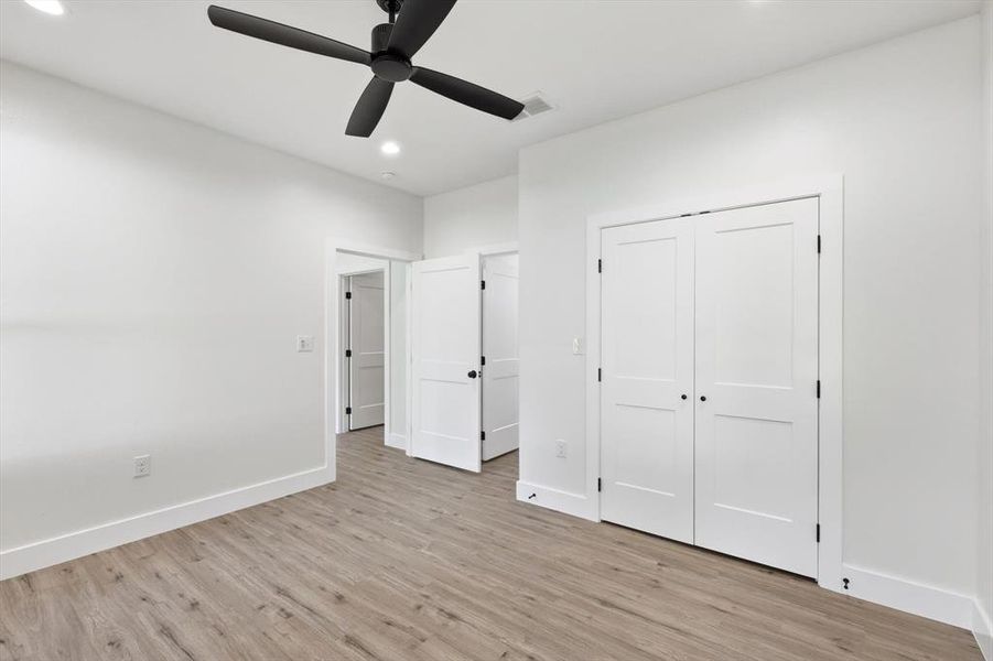 Spacious, unfurnished interior of a new home in , Whitesboro (Image 20). Spacious, unfurnished interior of a new home in , Whitesboro (Image 20).