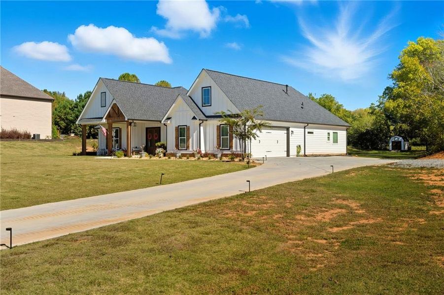 Image 32 of a home in . Image 32 of a home in .