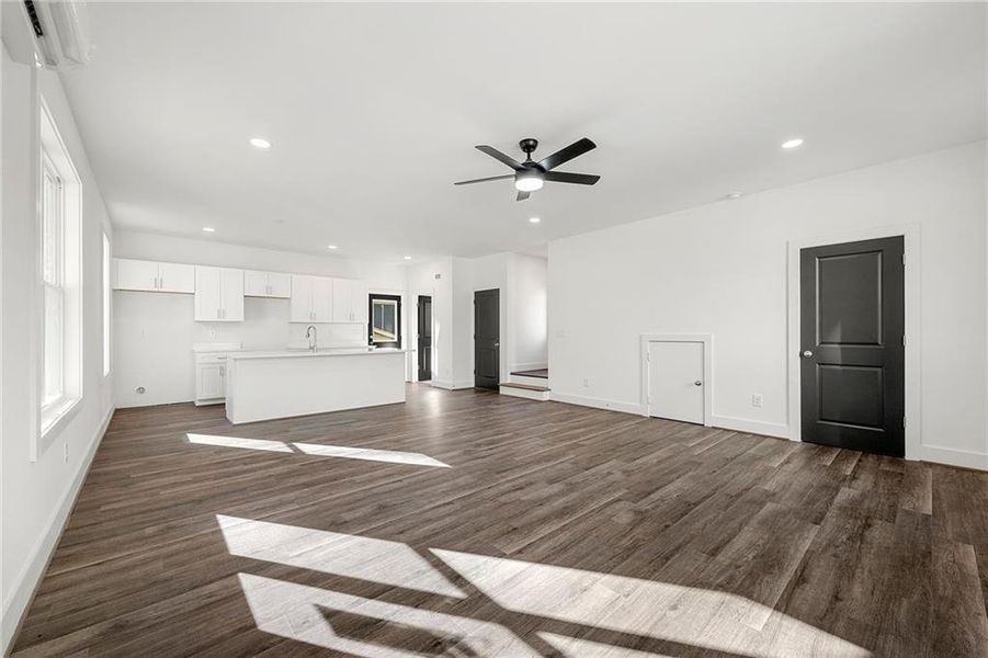 Spacious, unfurnished interior of a new home in , Atlanta (Image 20).