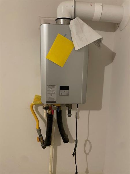 Close-up of interior finishes inside a home in Elevon, Lavon (Image 10). Close-up of interior finishes inside a home in Elevon, Lavon (Image 10).