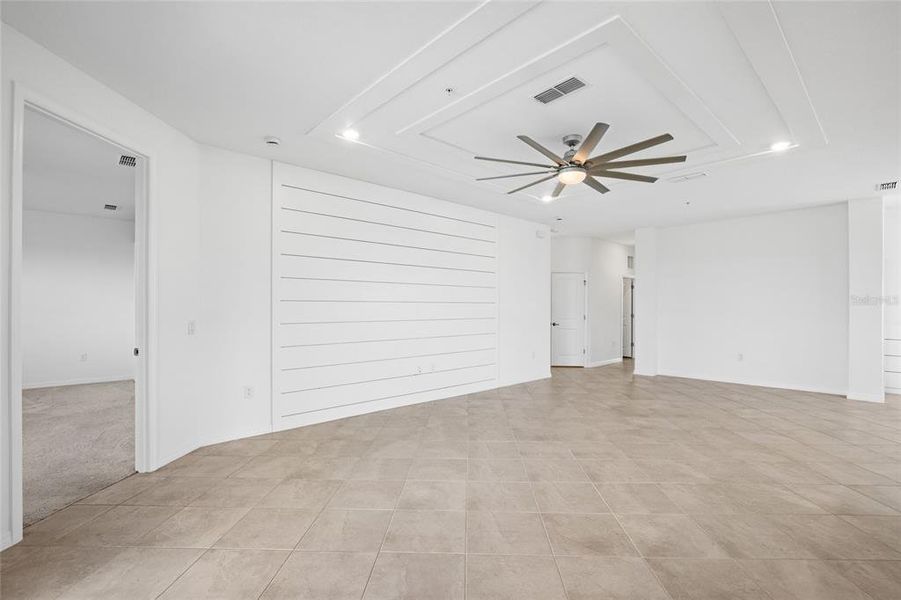 Spacious, unfurnished interior of a new home in , Punta Gorda (Image 37).