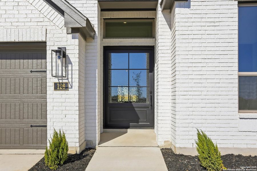Exterior details and patio area of a home in Haby Hill 50s, San Antonio (Image 23). Exterior details and patio area of a home in Haby Hill 50s, San Antonio (Image 23).