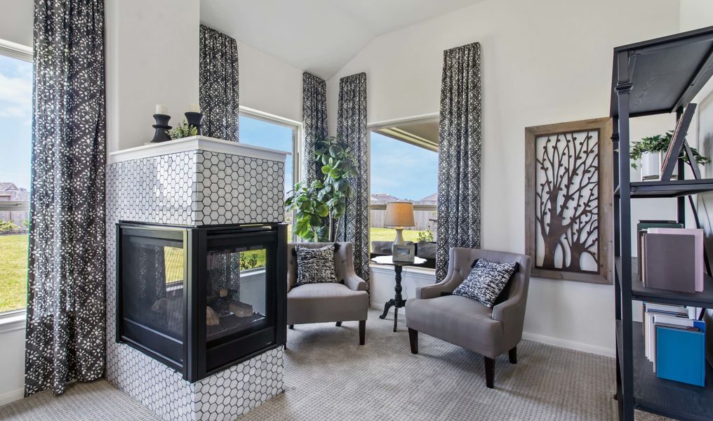 Image 34 of the Icet Creek Crossing community in Mont Belvieu, TX.