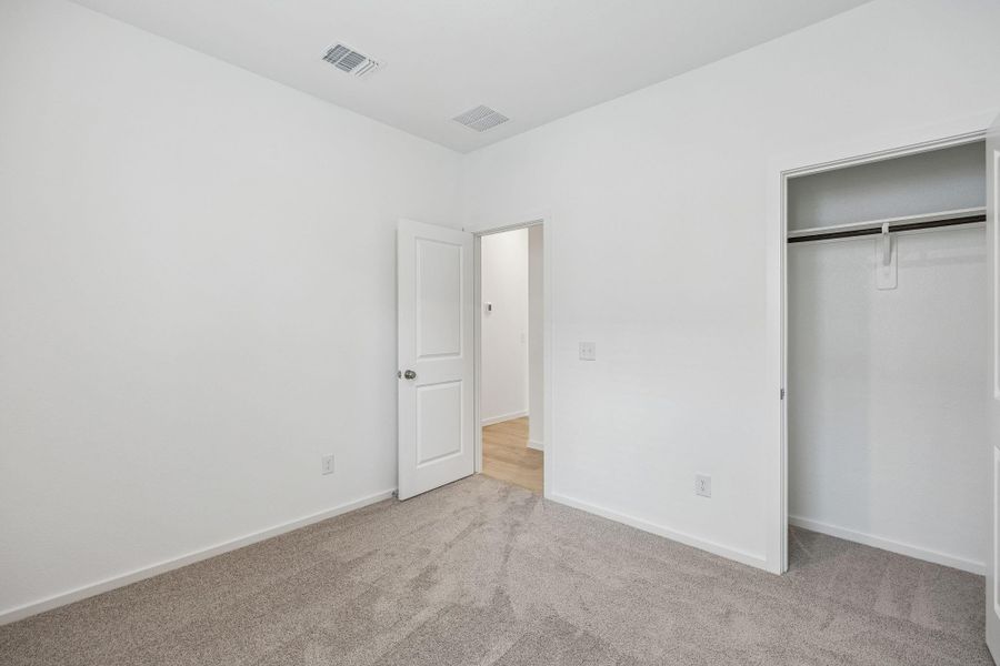 MODEL HOME images may NOT be consistent with the finished product.