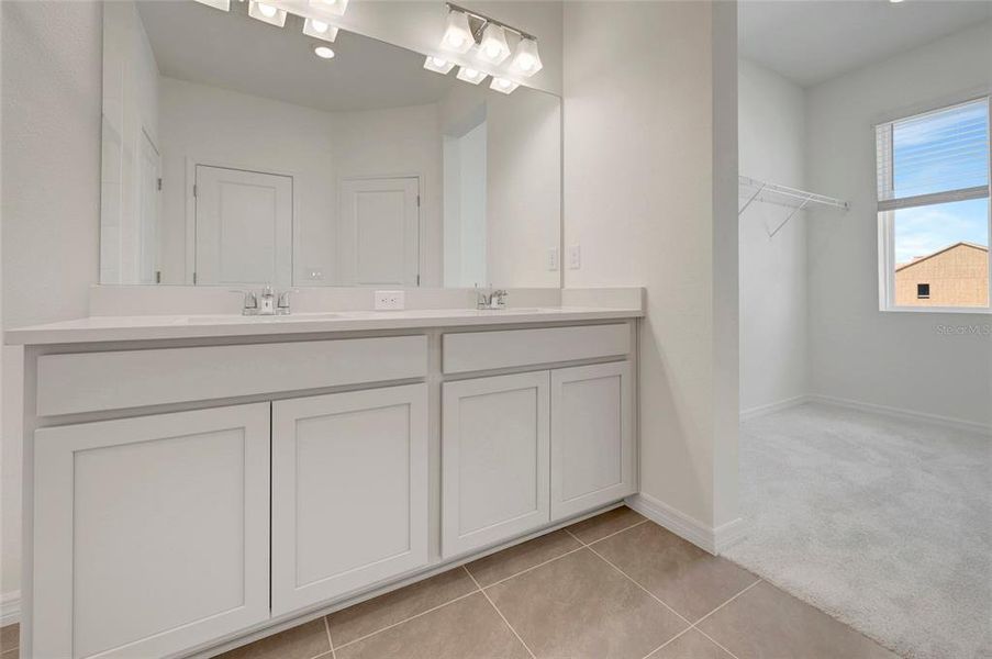 Furnished interior view inside a new home in , Apollo Beach (Image 10).