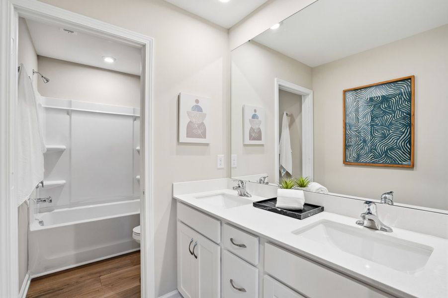 Sequoia Model upstairs hall full bath