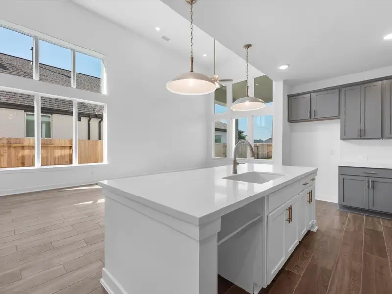 Furnished interior view inside a new home in Sienna - 45', Missouri City (Image 4).