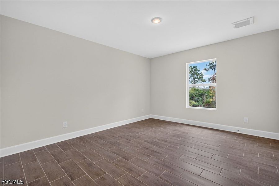 Spacious, unfurnished interior of a new home in Cape Coral, Cape Coral (Image 27). Spacious, unfurnished interior of a new home in Cape Coral, Cape Coral (Image 27).