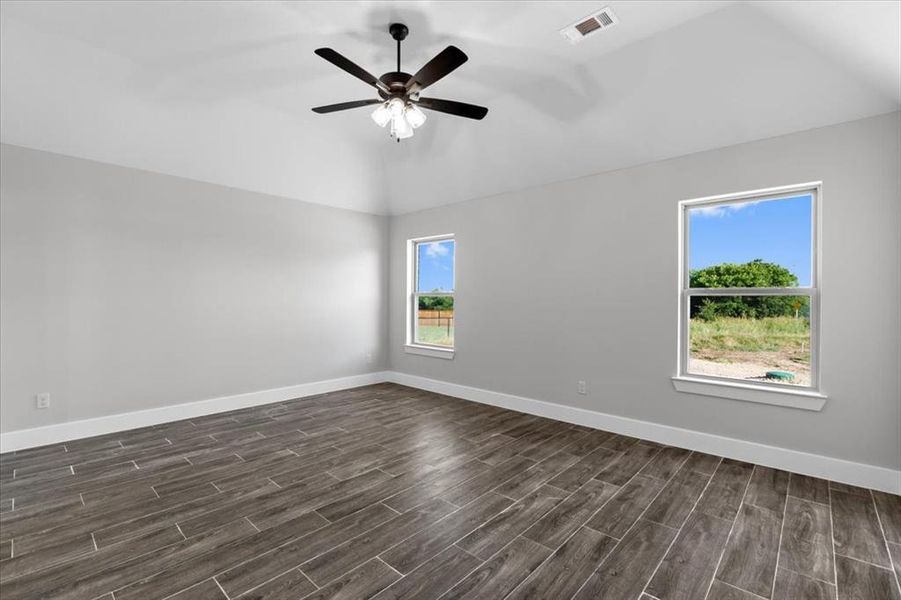 Spacious, unfurnished interior of a new home in , Weatherford (Image 13). Spacious, unfurnished interior of a new home in , Weatherford (Image 13).