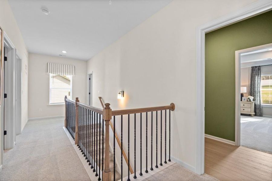 Image 42 of a home in Sycamore Crest.