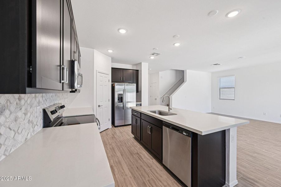 12-web-or-mls-S 240th Ln-1106-012 12-web-or-mls-S 240th Ln-1106-012