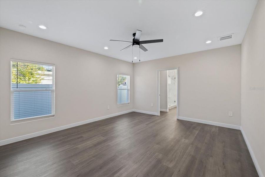 Spacious, unfurnished interior of a new home in , St. Petersburg (Image 22). Spacious, unfurnished interior of a new home in , St. Petersburg (Image 22).