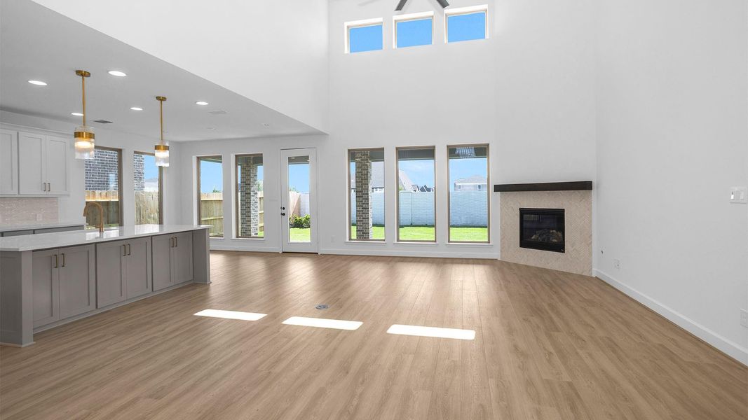 Spacious, unfurnished interior of a new home in Valencia, Manvel (Image 12). Spacious, unfurnished interior of a new home in Valencia, Manvel (Image 12).