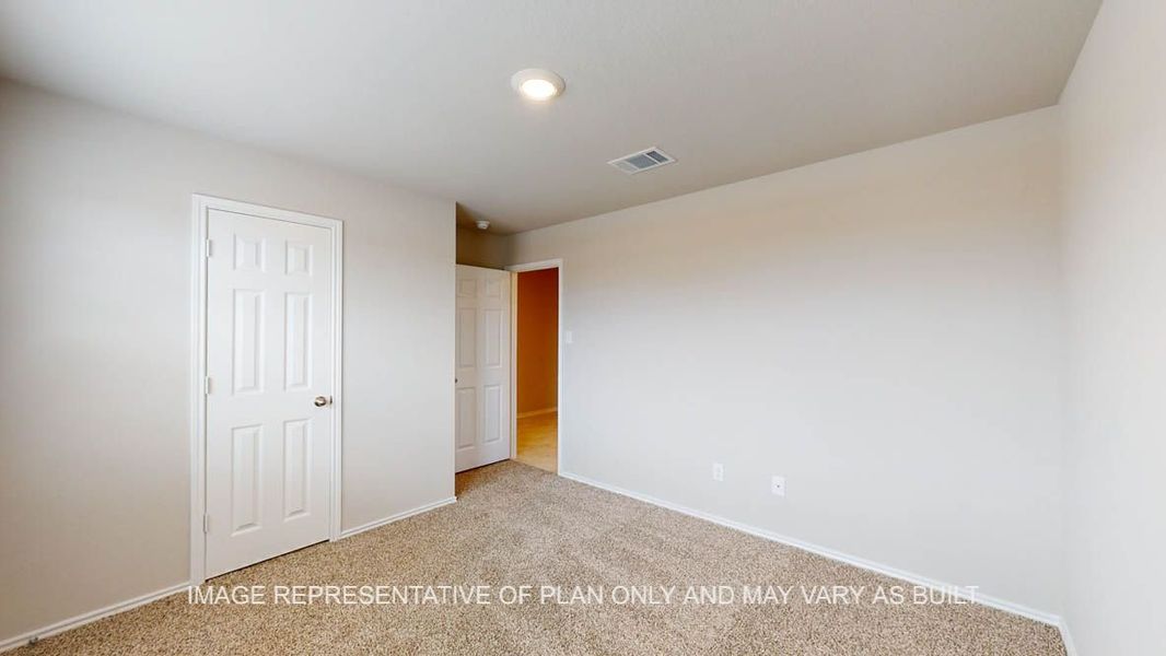 Representative unfurnished interior of a home built from the Texas Cali by D.R. Horton in Victory Ranch, Killeen (Image 10).