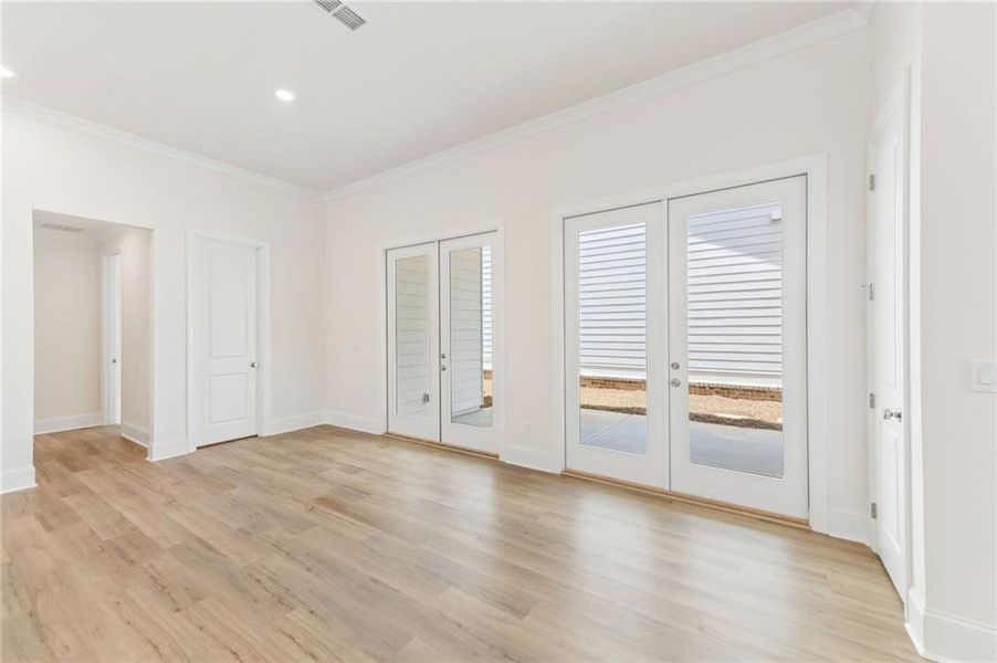 Spacious, unfurnished interior of a new home in Aberdeen, Hoschton (Image 33).