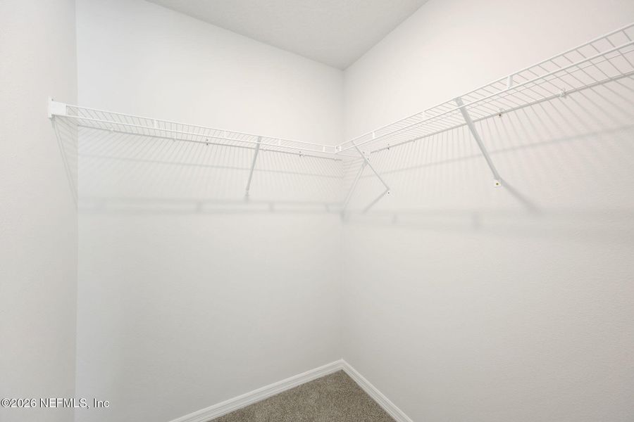 Spacious, unfurnished interior of a new home in , Jacksonville (Image 18).