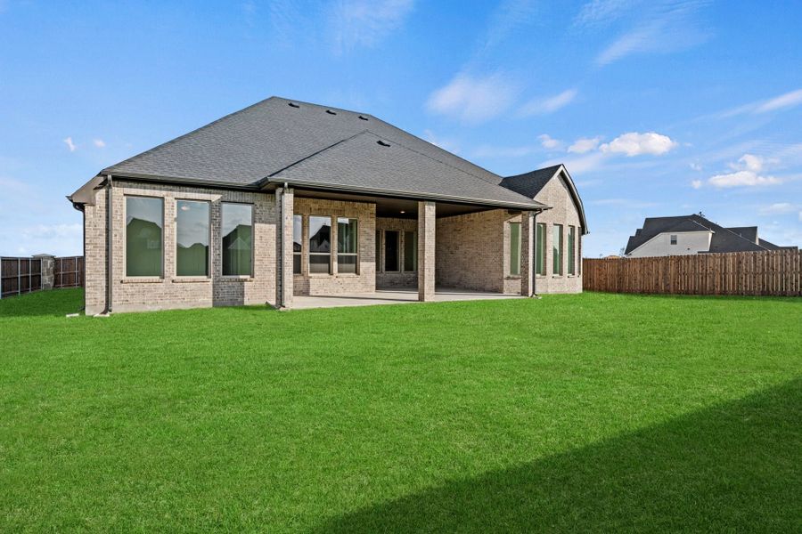 3,380sf New Home in Waxahachie, TX. - Slide 10 3,380sf New Home in Waxahachie, TX. - Slide 10
