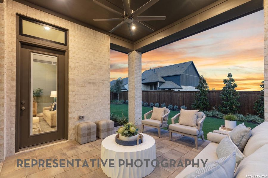 Exterior details and patio area of a home in Briggs Ranch, San Antonio (Image 3).