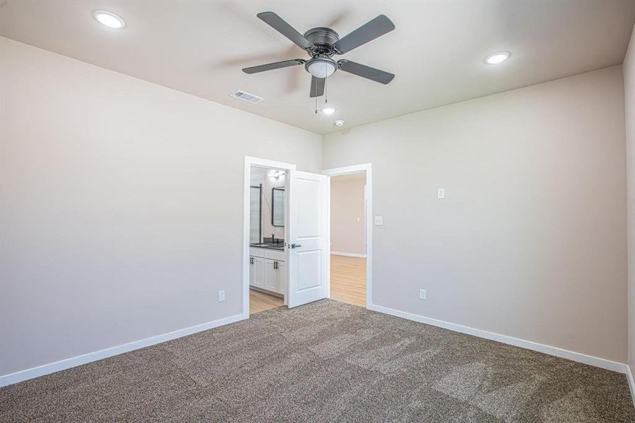 Spacious, unfurnished interior of a new home in , Bridgeport (Image 13). Spacious, unfurnished interior of a new home in , Bridgeport (Image 13).