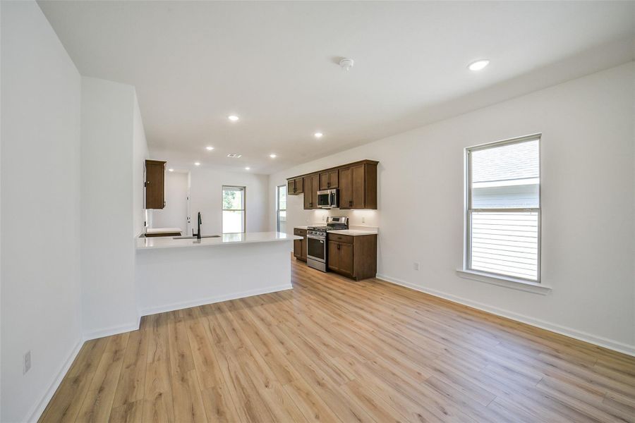 Spacious, unfurnished interior of a new home in Mostyn Springs, Magnolia (Image 26). Spacious, unfurnished interior of a new home in Mostyn Springs, Magnolia (Image 26).