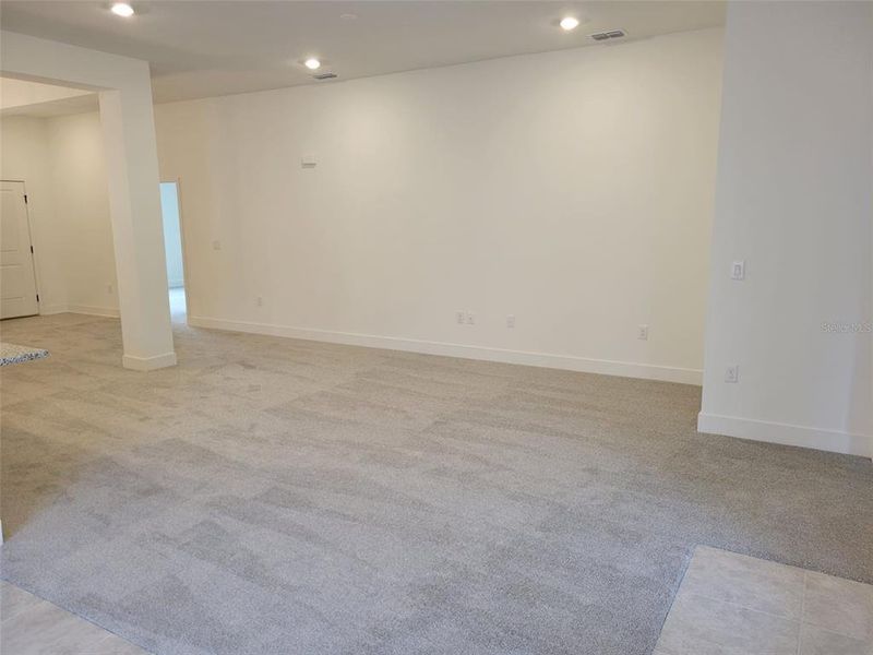 Spacious, unfurnished interior of a new home in Arbor Park, Leesburg (Image 13). Spacious, unfurnished interior of a new home in Arbor Park, Leesburg (Image 13).