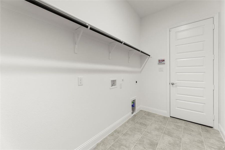 27. 1419 Canadian - Back (2) 27. 1419 Canadian - Back (2)