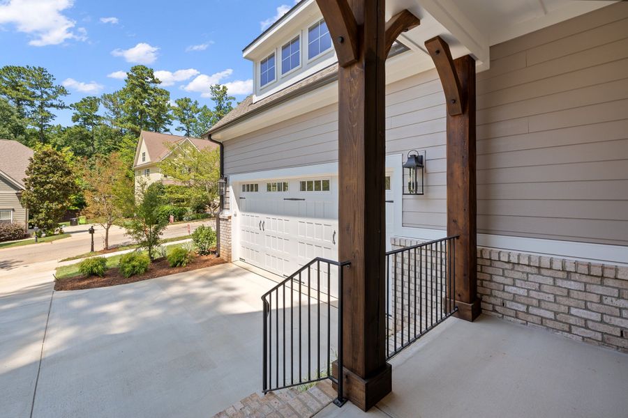 Representative exterior details of a home built from the The Emerson by RobuckHomes in Stonehenge, Raleigh (Image 53).
